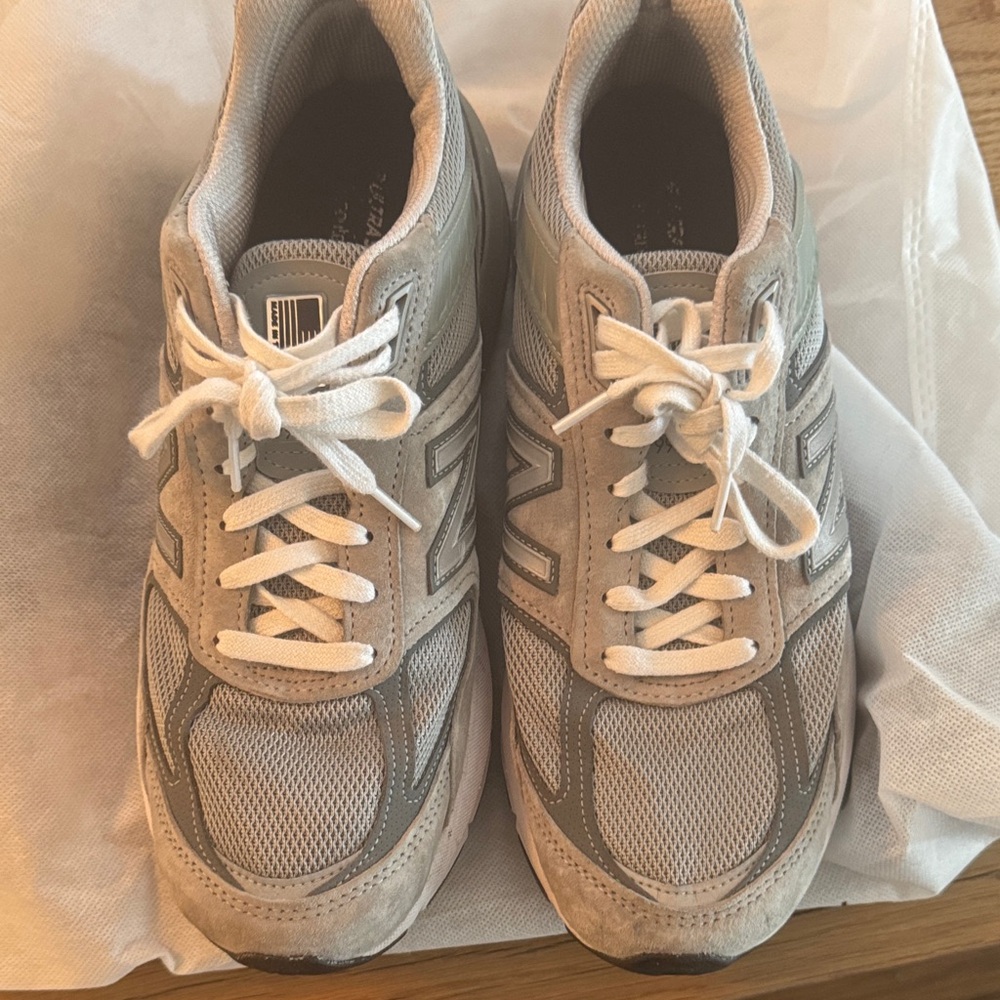 New Balance 990 Gray Sneakers